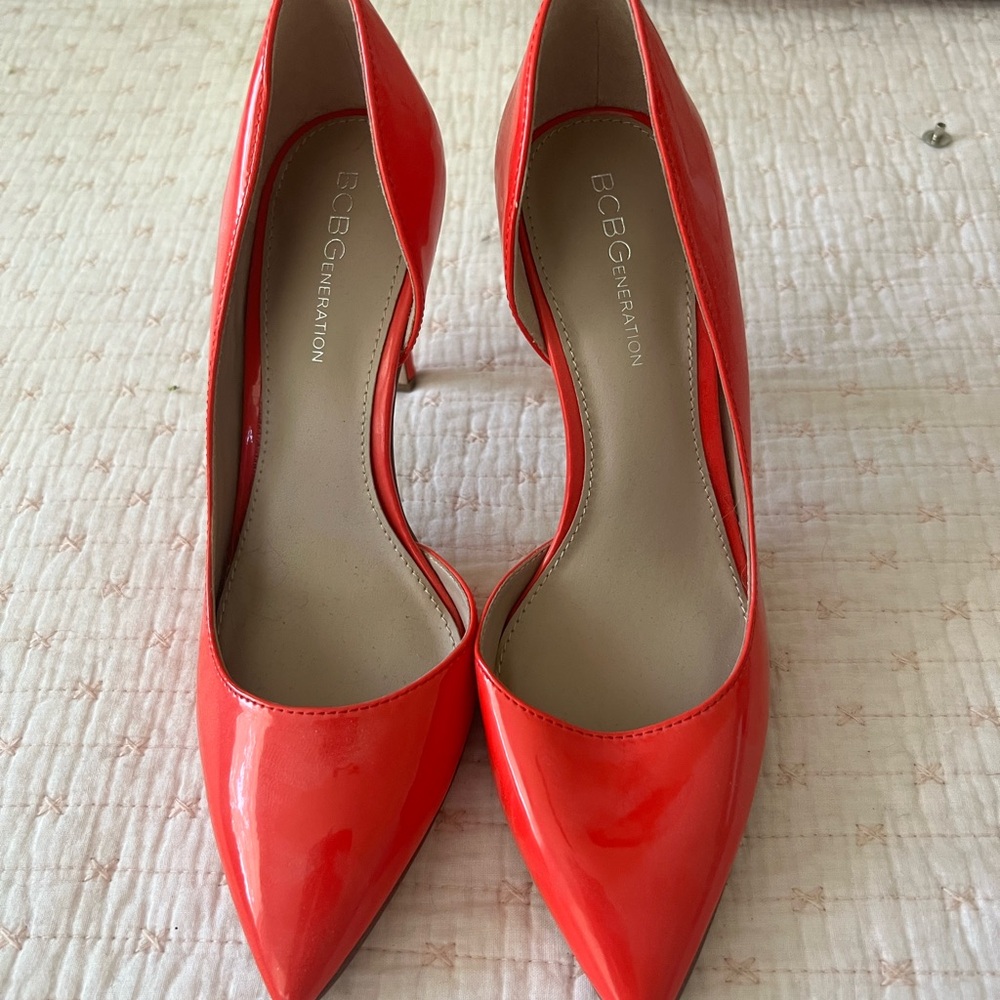 BCBGeneration Women's Red Pumps